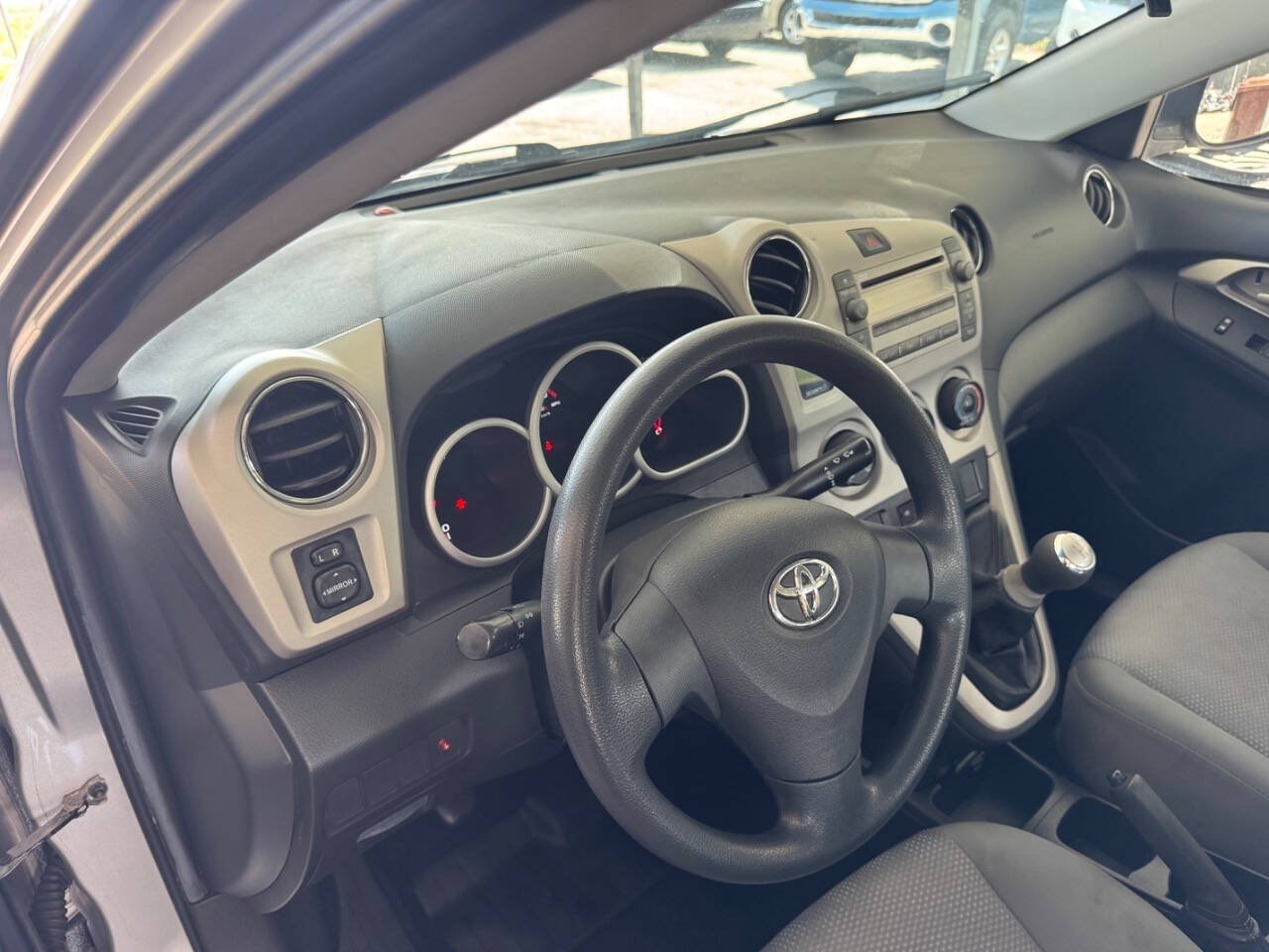 Used 2009 Toyota Matrix FWD image 10