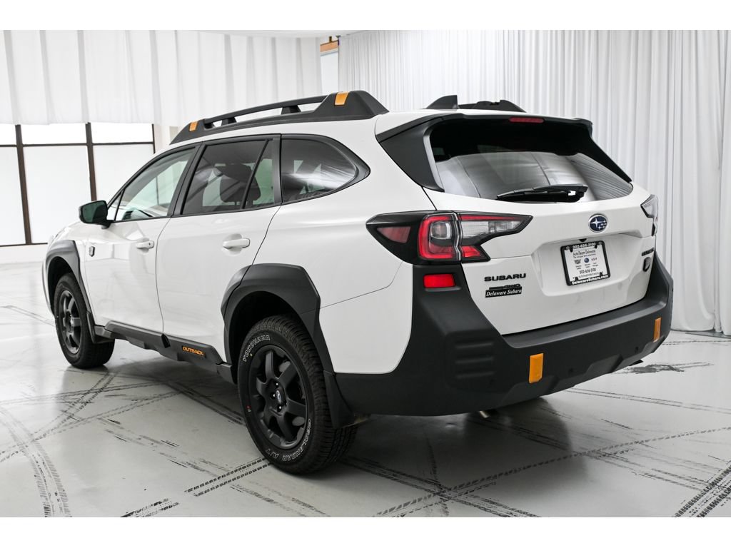 Used 2025 Subaru Outback Wilderness w/ Wilderness Package AWD/4WD image 5