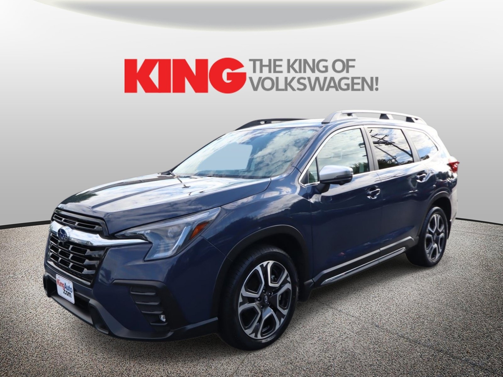 Used 2023 Subaru Ascent Limited w/ Technology Package AWD/4WD image 8