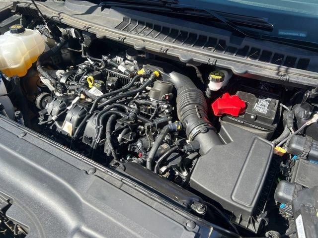 Used 2024 Ford Edge SEL AWD/4WD image 9