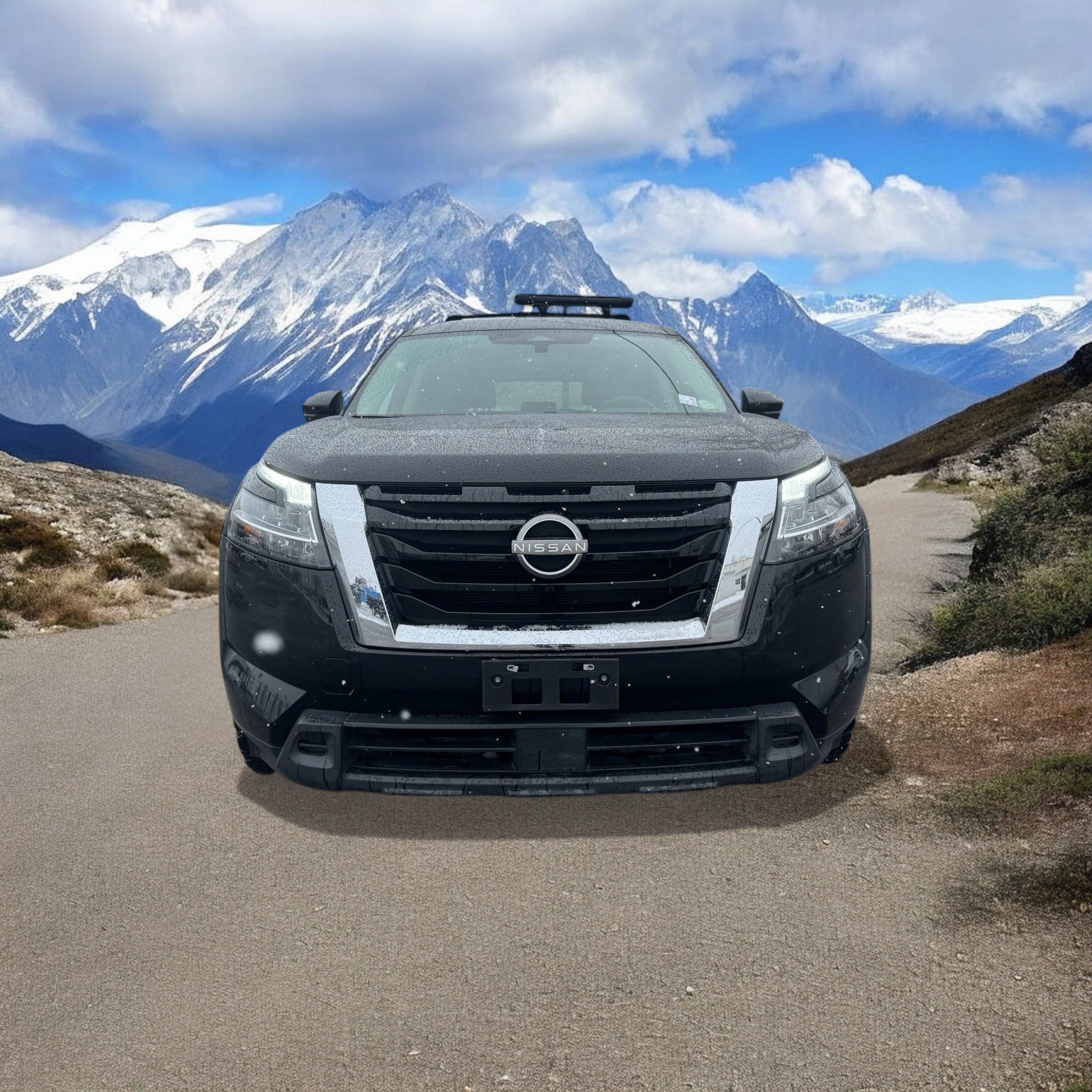 Used 2022 Nissan Pathfinder SV image 8
