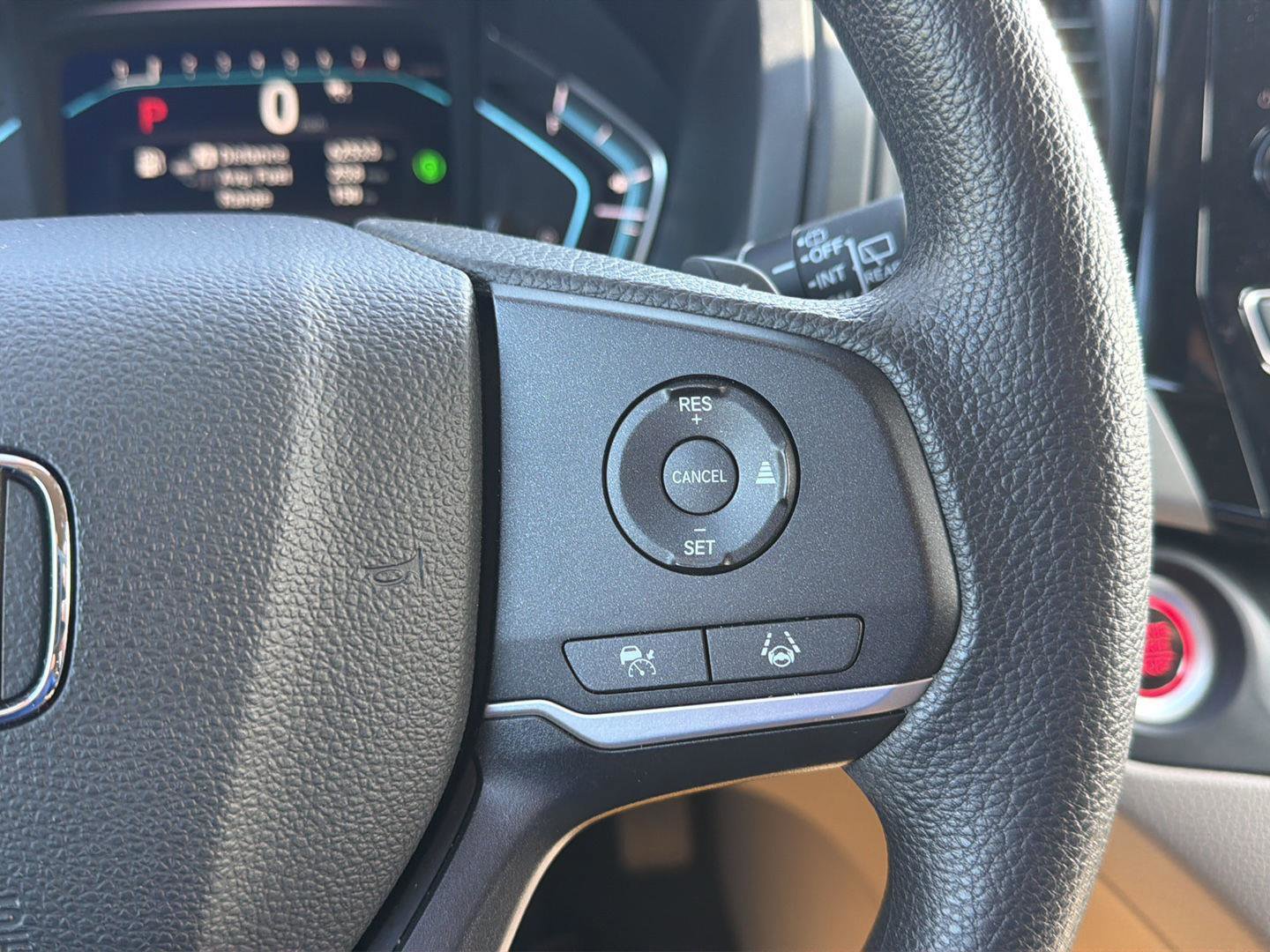 Used 2024 Honda Odyssey EX image 17