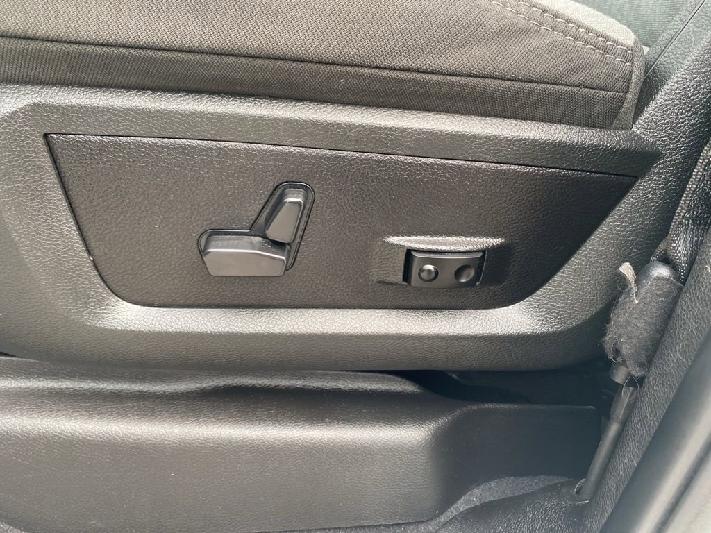 Used 2024 RAM 2500 Big Horn image 24