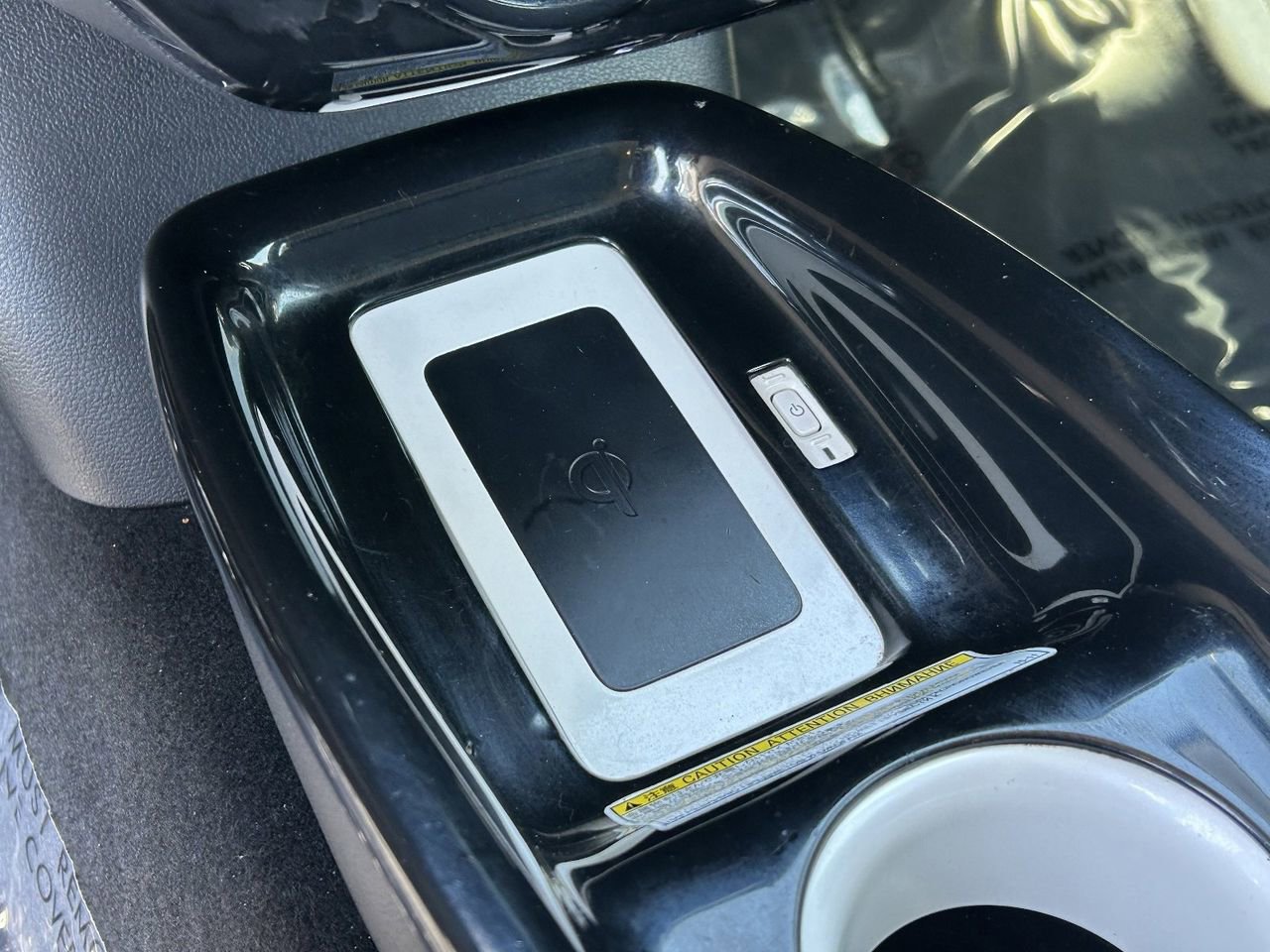 Used 2016 Toyota Prius Three Touring w/ Preferred Accessory Package FWD image 32