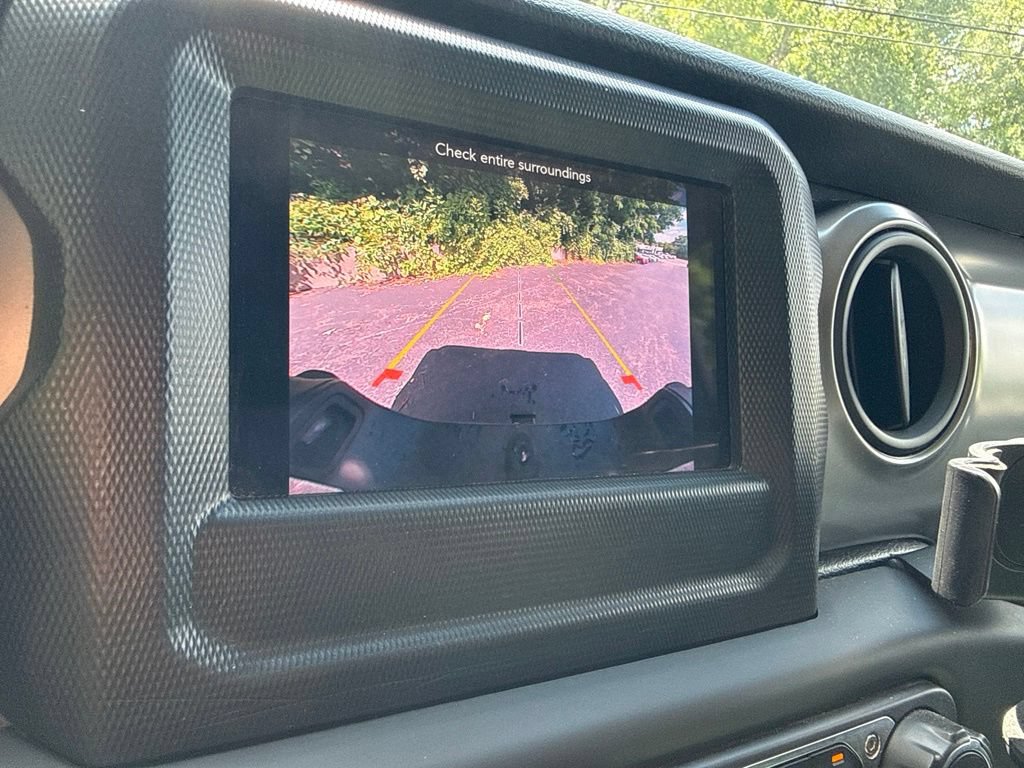 Used 2021 Jeep Gladiator Sport AWD/4WD image 28
