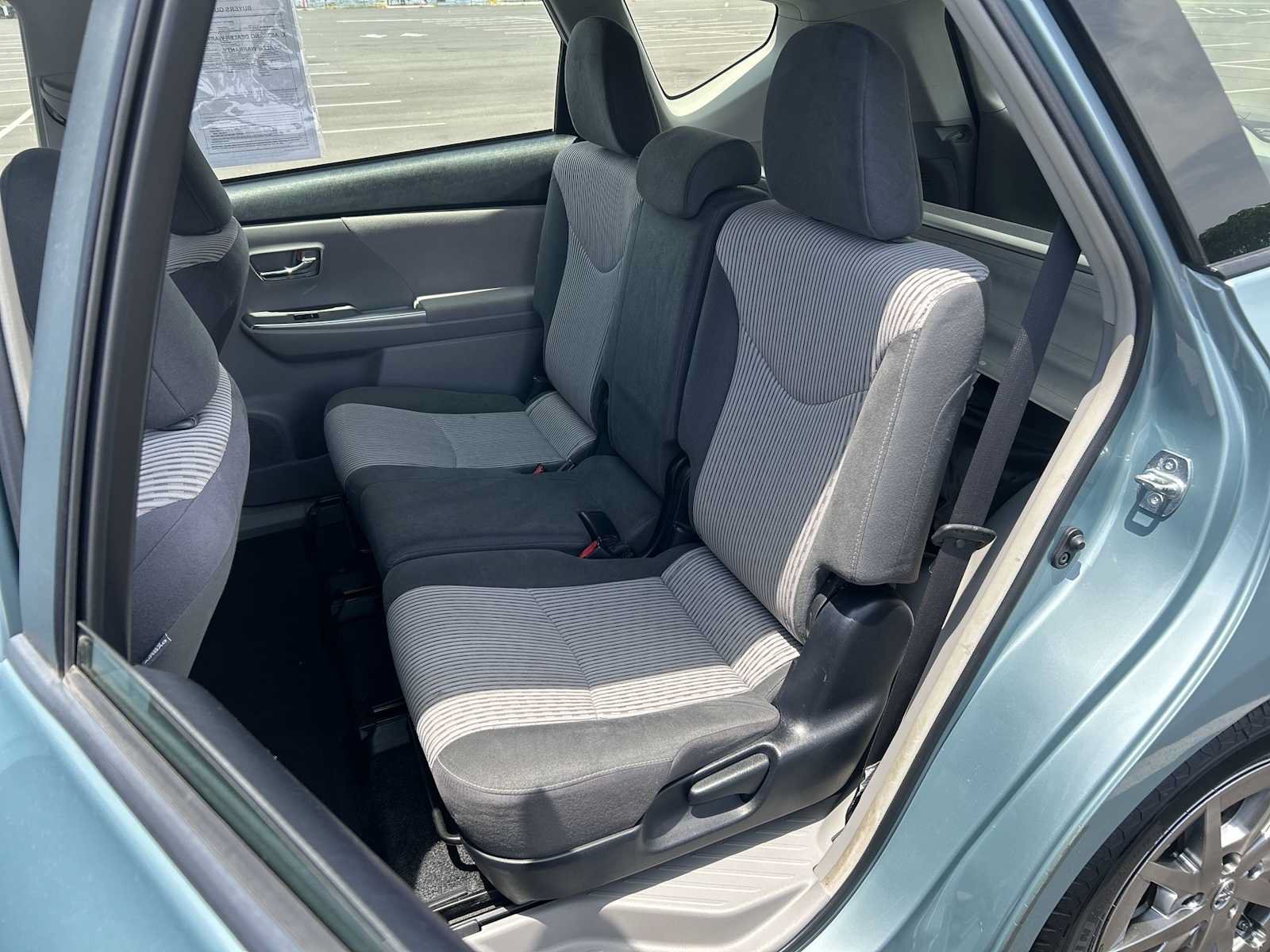 Used 2017 Toyota Prius V Three FWD image 23