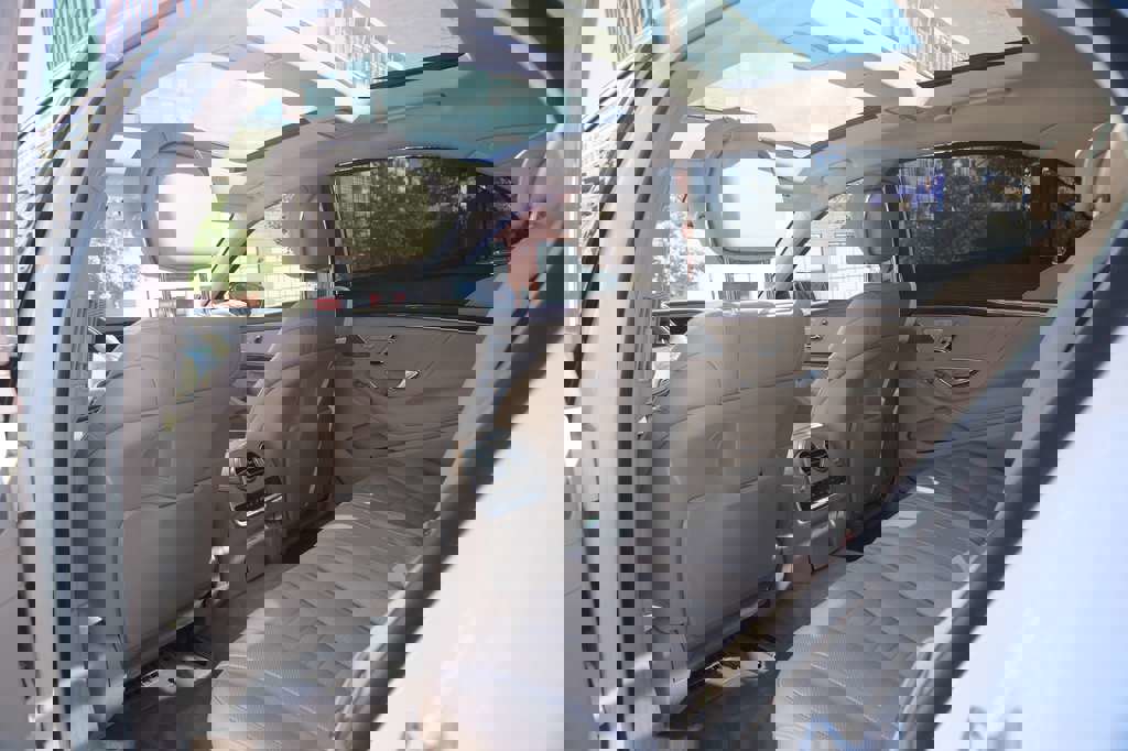 Used 2015 Mercedes-Benz S 550 Sedan image 21