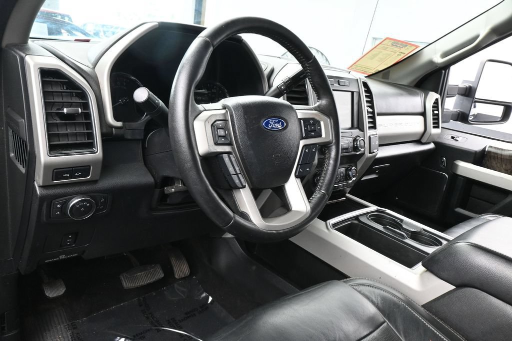 Used 2019 Ford F250 Lariat w/ Chrome Package AWD/4WD image 16