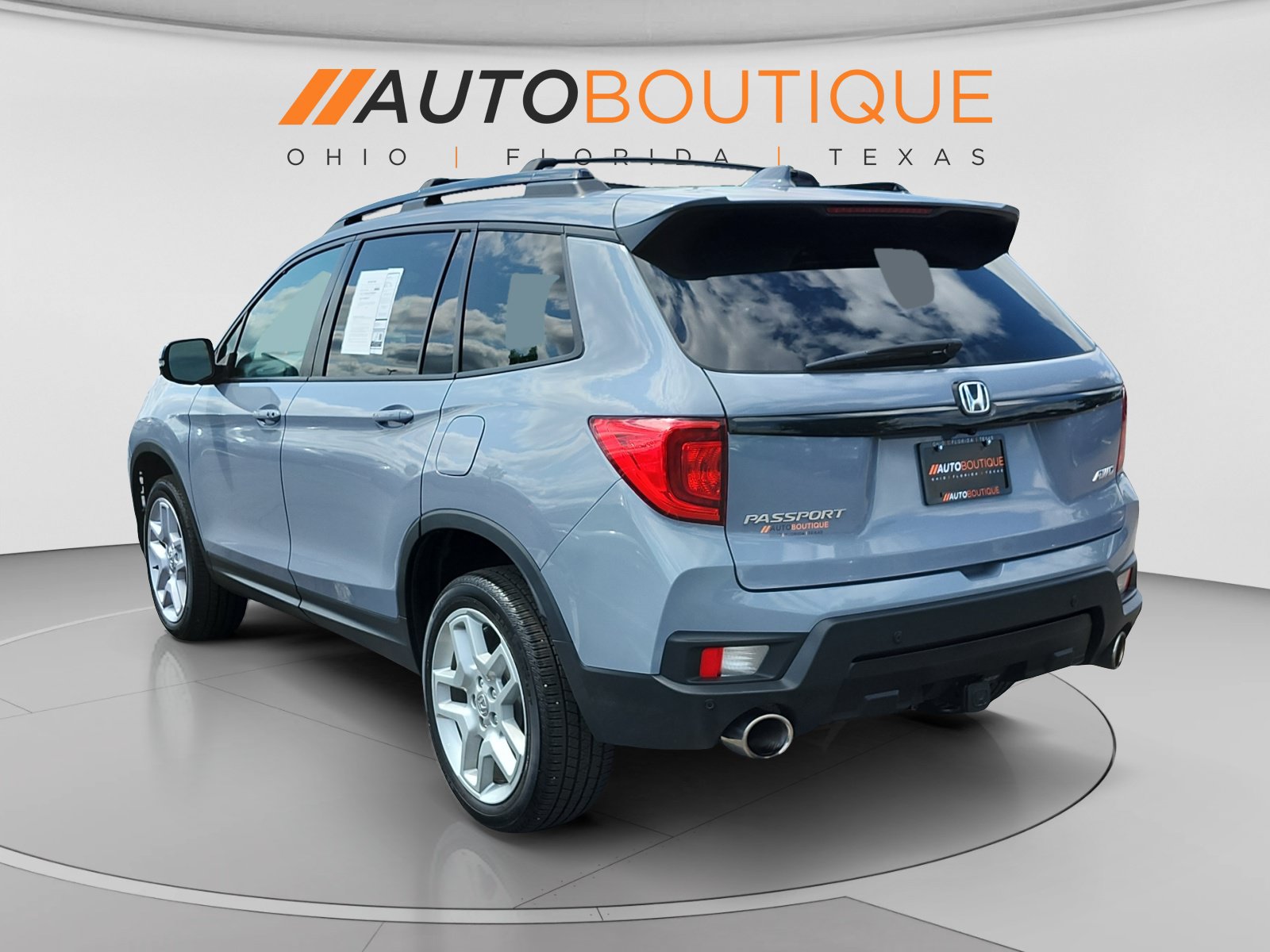 Used 2025 Honda Passport EX-L image 3