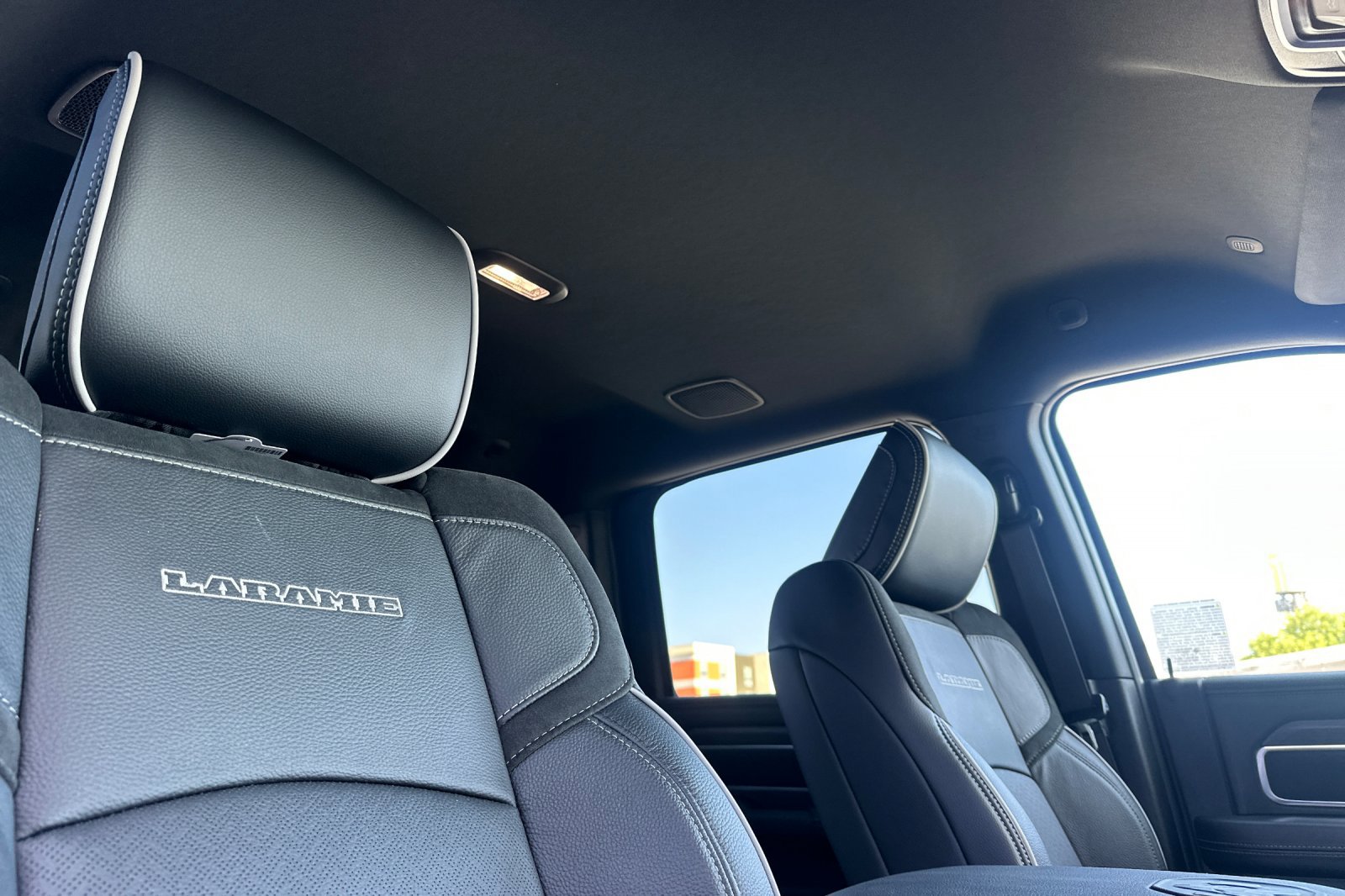 New 2026 RAM 2500 Laramie AWD/4WD image 15