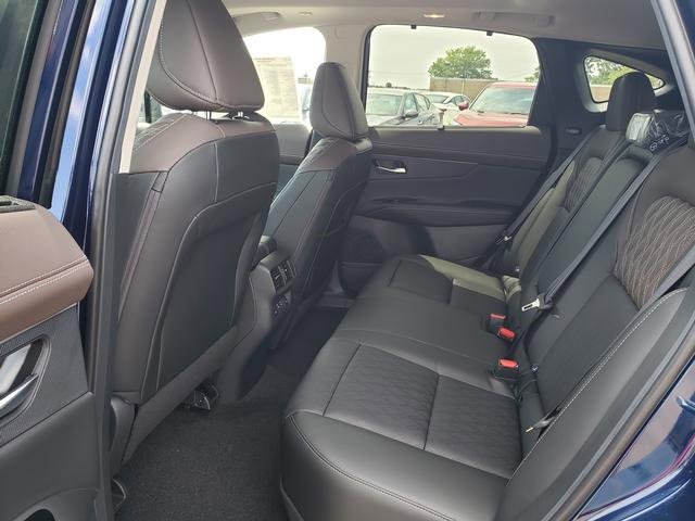 New 2025 Nissan Murano Platinum w/ Cargo Package image 14