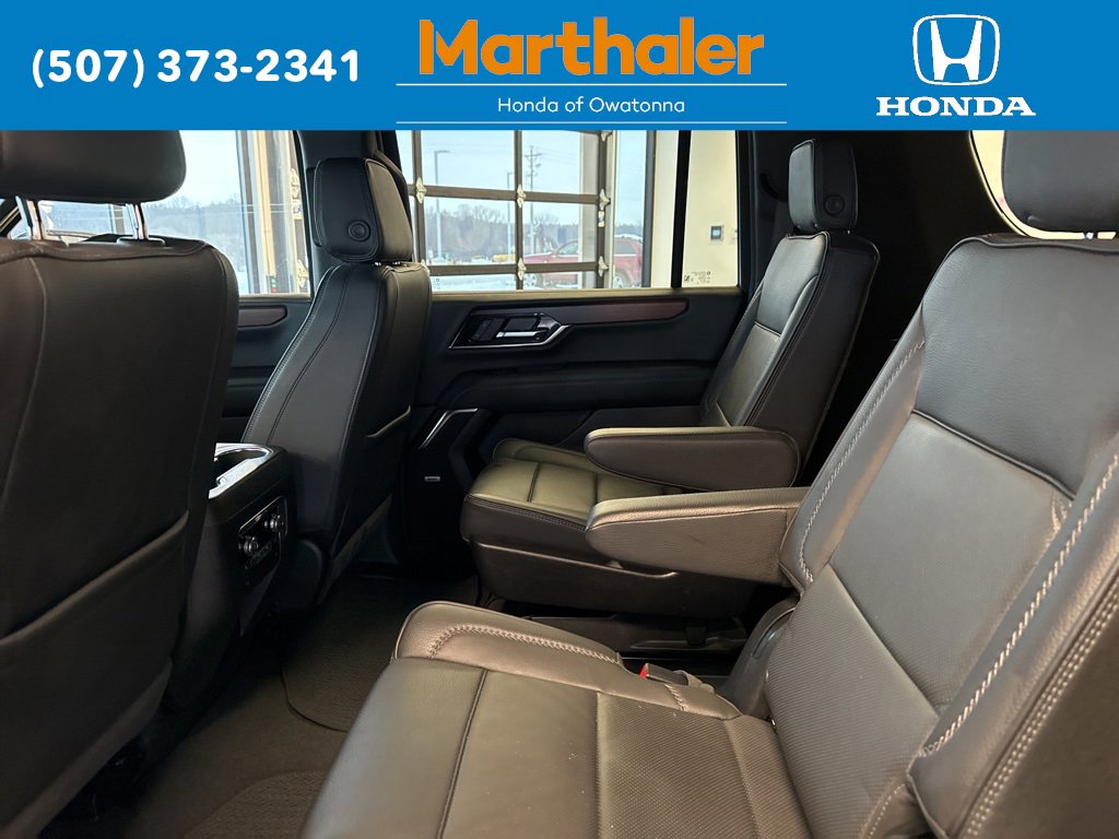 Used 2025 GMC Yukon XL Denali image 14