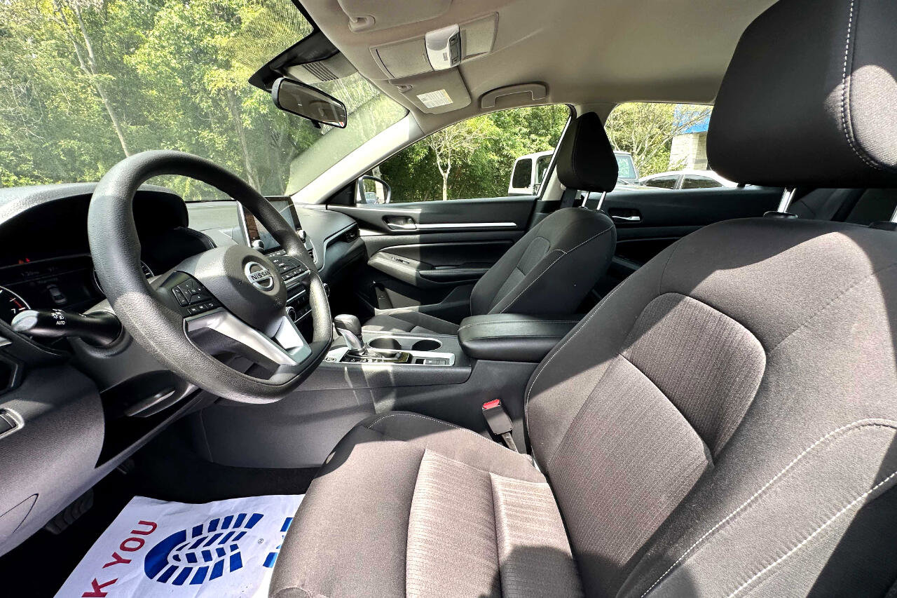 Used 2022 Nissan Altima 2.5 SV image 11