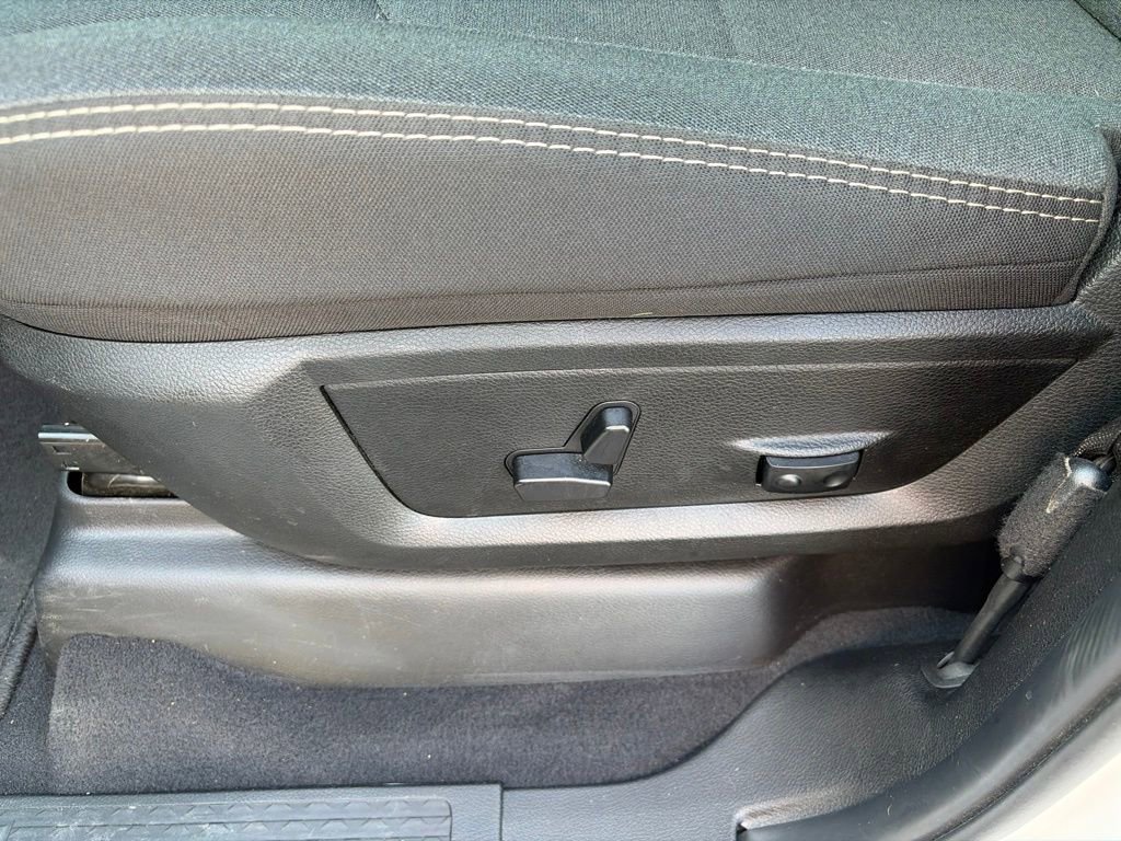 Certified 2025 RAM 2500 Big Horn AWD/4WD image 17