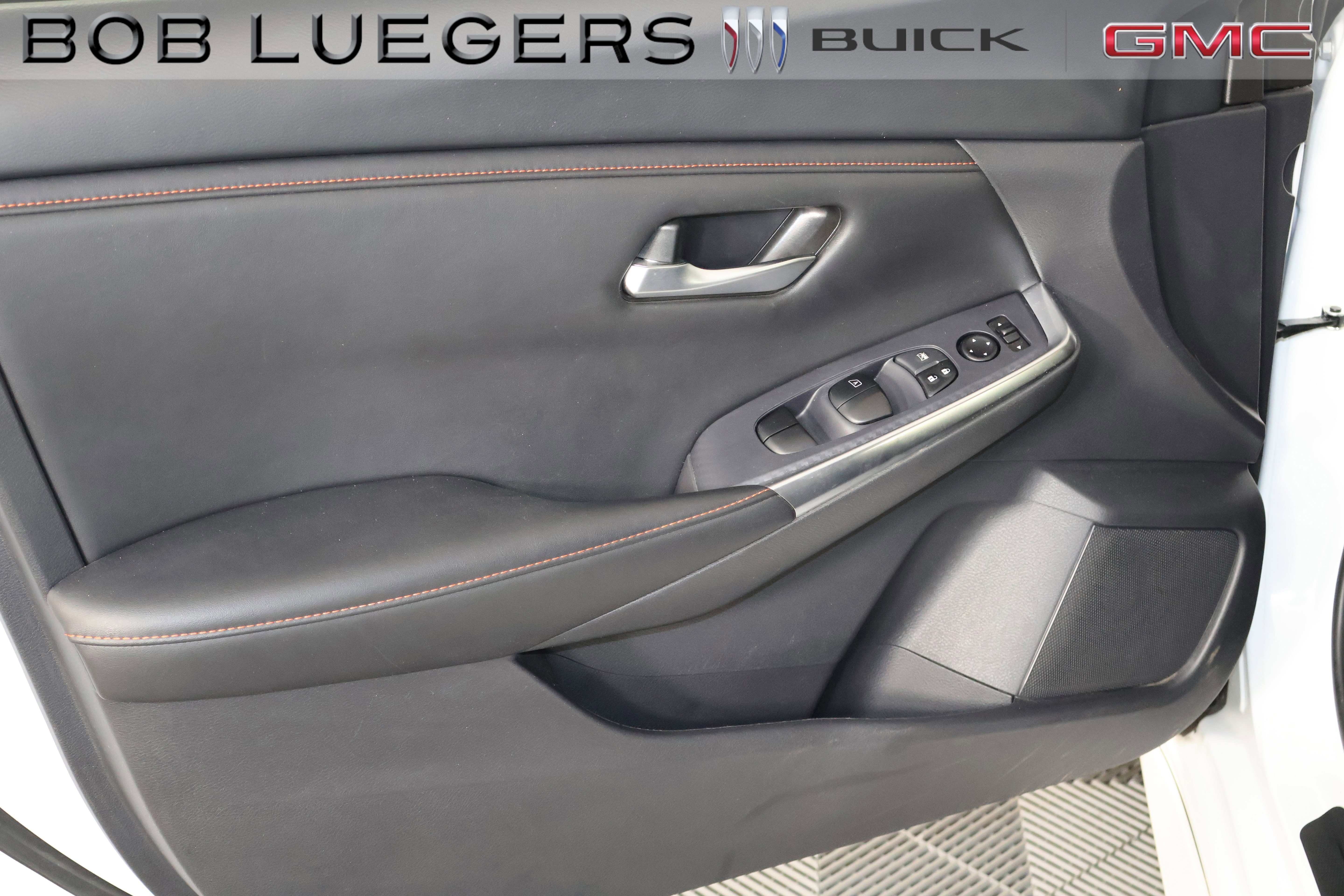 Used 2024 Nissan Sentra SR FWD image 7