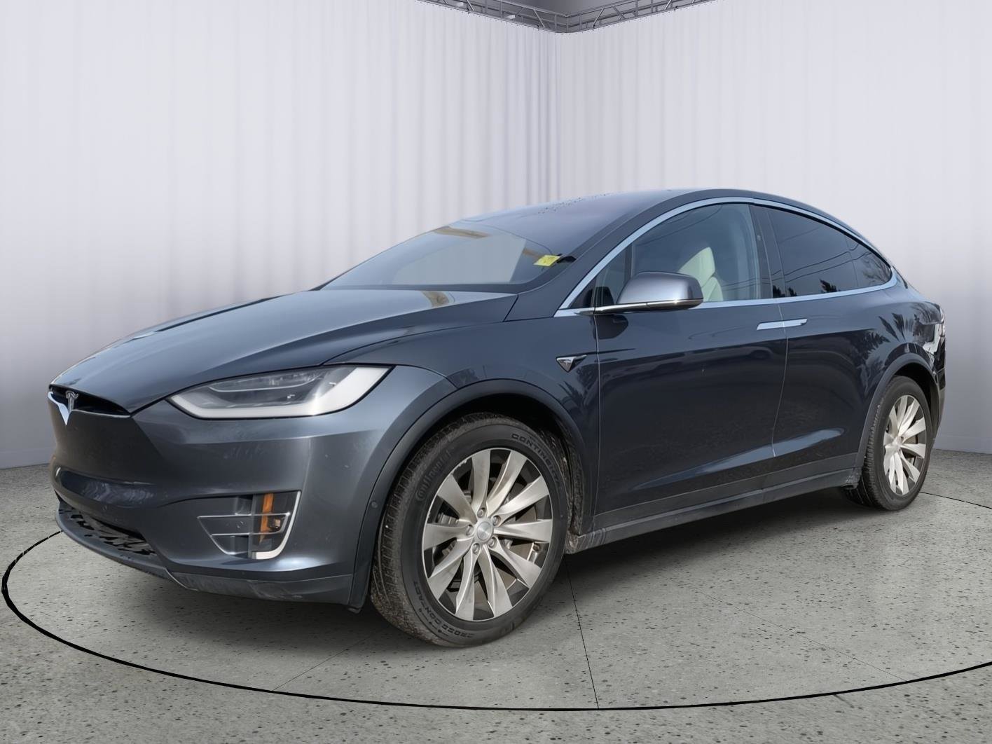 Used 2019 Tesla Model X Long Range image 3
