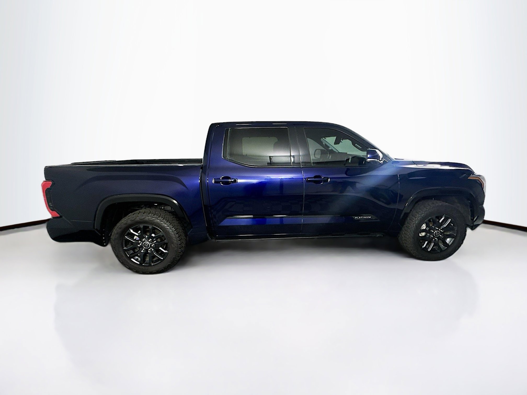Used 2023 Toyota Tundra Platinum w/ Advanced Package image 10