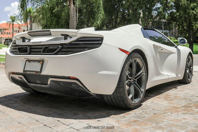 Used 2014 McLaren MP4-12C Spider RWD image 8