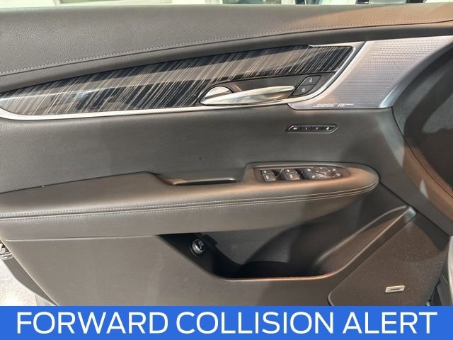 Used 2024 Cadillac XT6 Premium Luxury image 22