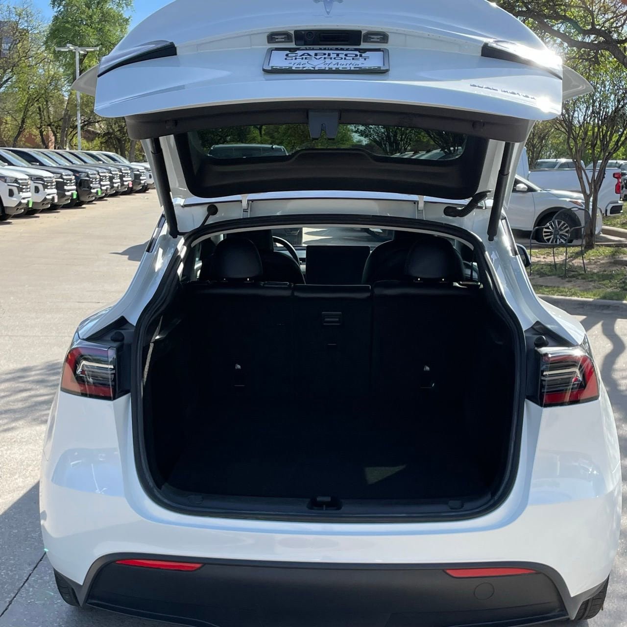 Used 2023 Tesla Model Y Long Range image 23