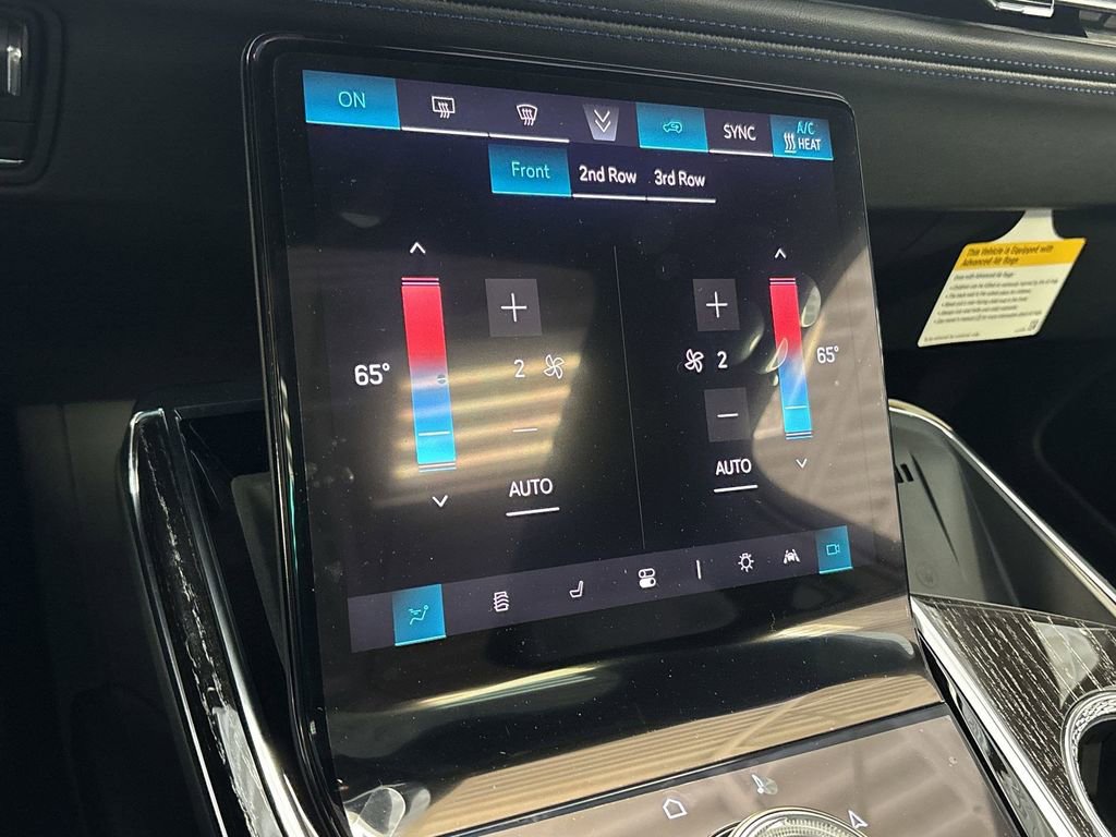 New 2025 Cadillac Escalade IQ Luxury 1 w/ LPO, Radiant Package image 27