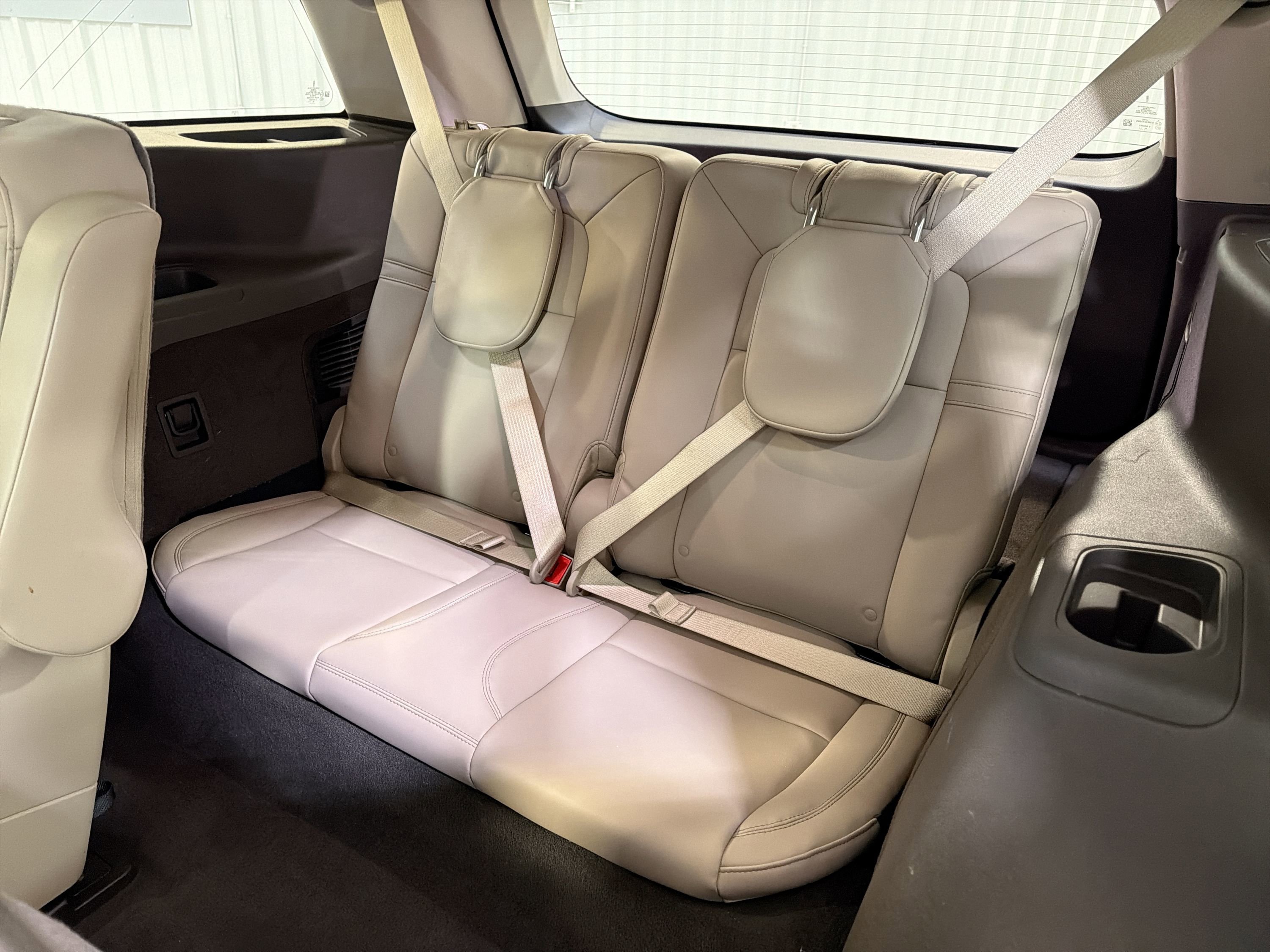 Used 2023 Lincoln Aviator AWD w/ Premium Package image 26
