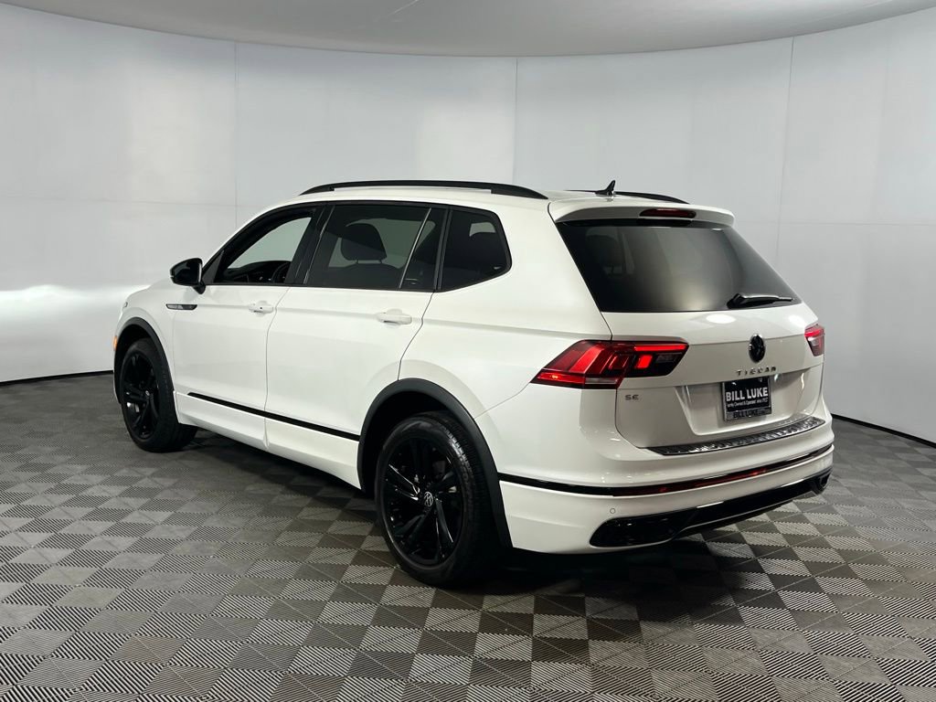 Used 2023 Volkswagen Tiguan SE R-Line image 10
