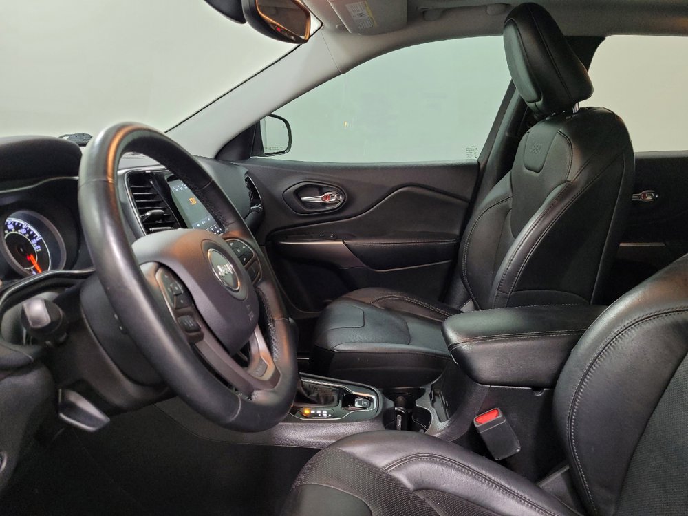 Used 2019 Jeep Cherokee Limited AWD/4WD image 17