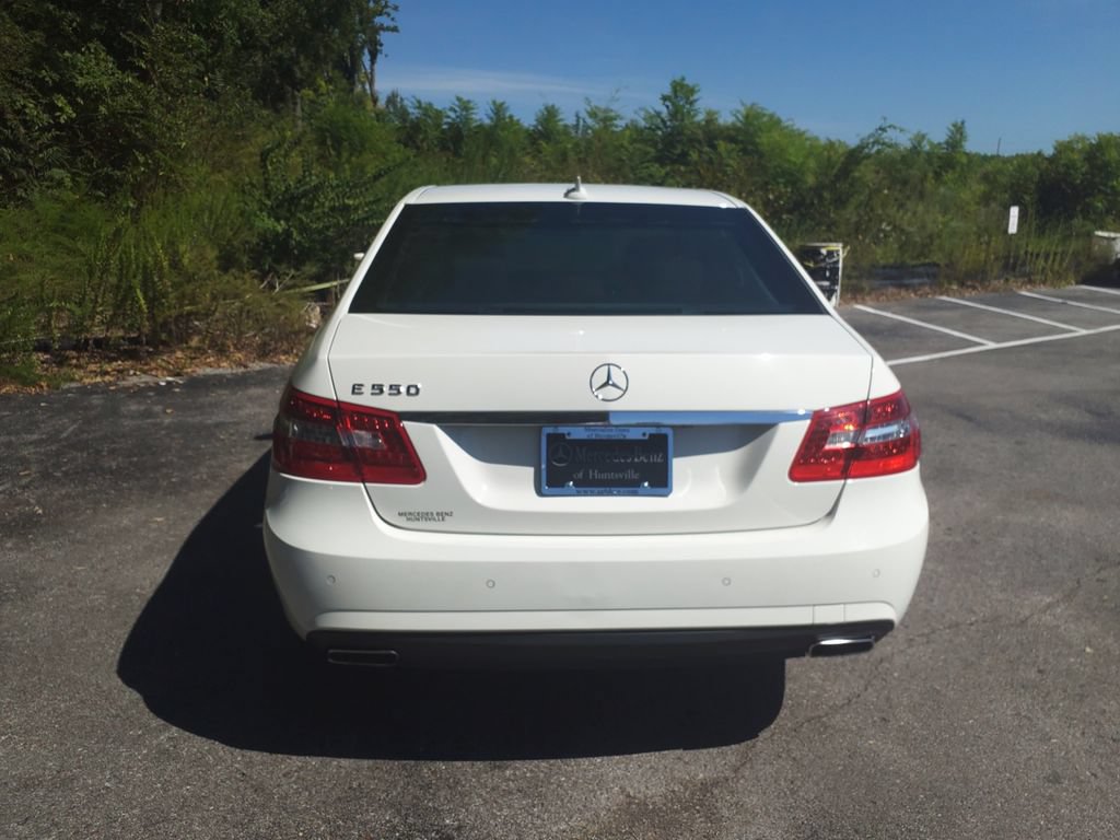 Used 2011 Mercedes-Benz E 550 Sedan image 6