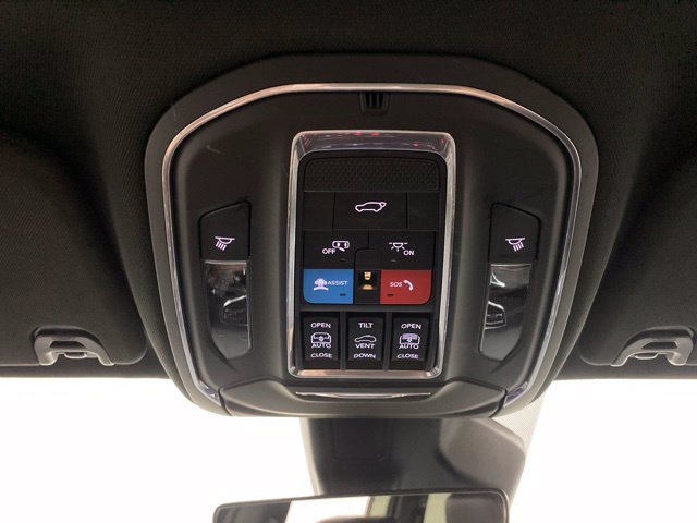 Used 2023 Jeep Wagoneer 4WD w/ Premium Group I image 70