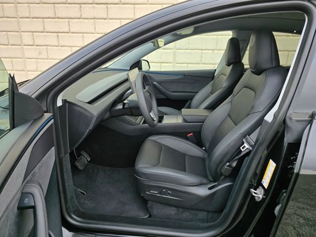 Used 2026 Tesla Model Y Long Range image 20