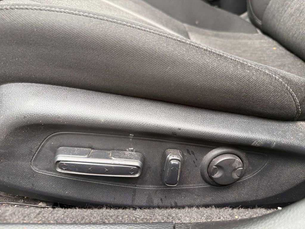 Used 2023 Honda Accord Sport image 13