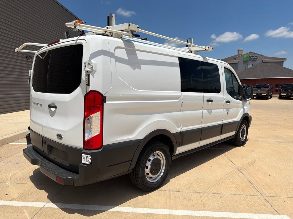 Used 2016 Ford Transit 150 130 Low Roof RWD image 3