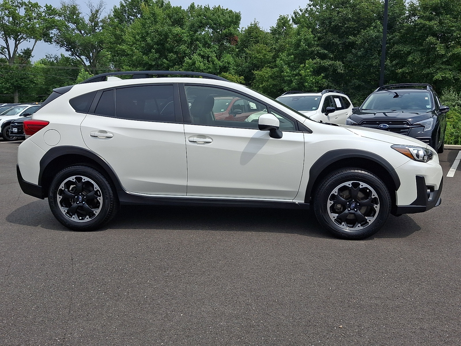 Certified 2023 Subaru Crosstrek 2.0i Premium AWD/4WD image 8