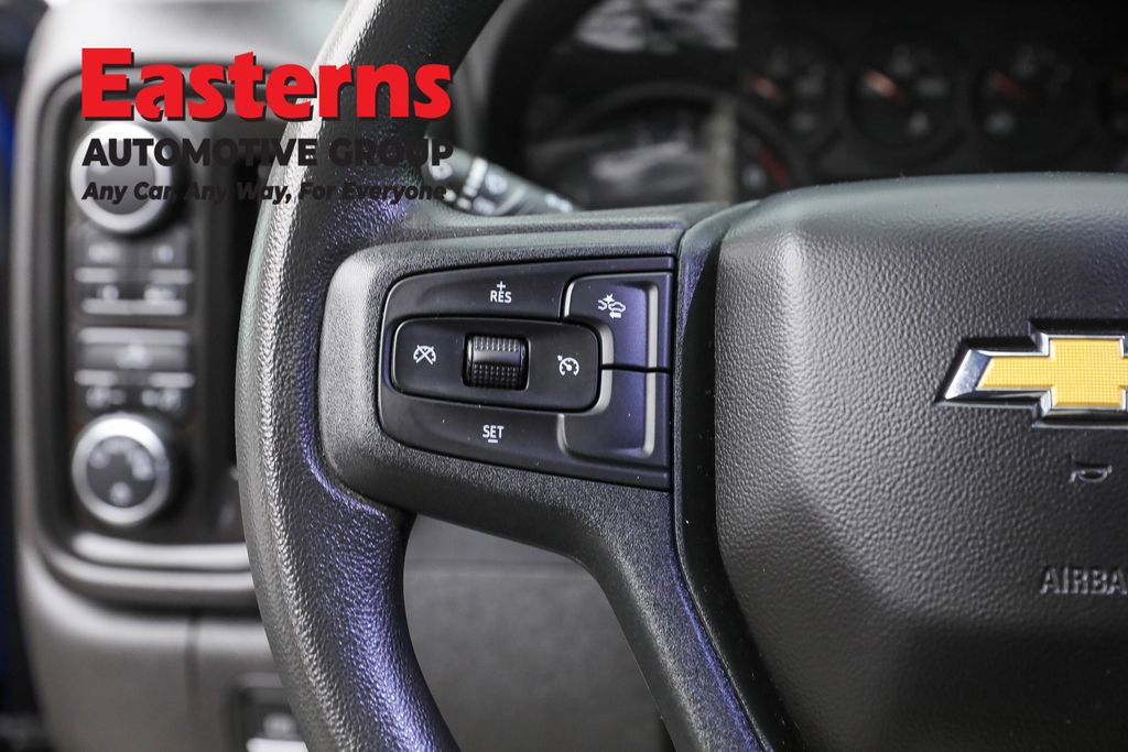 Used 2022 Chevrolet Silverado 1500 Custom image 15