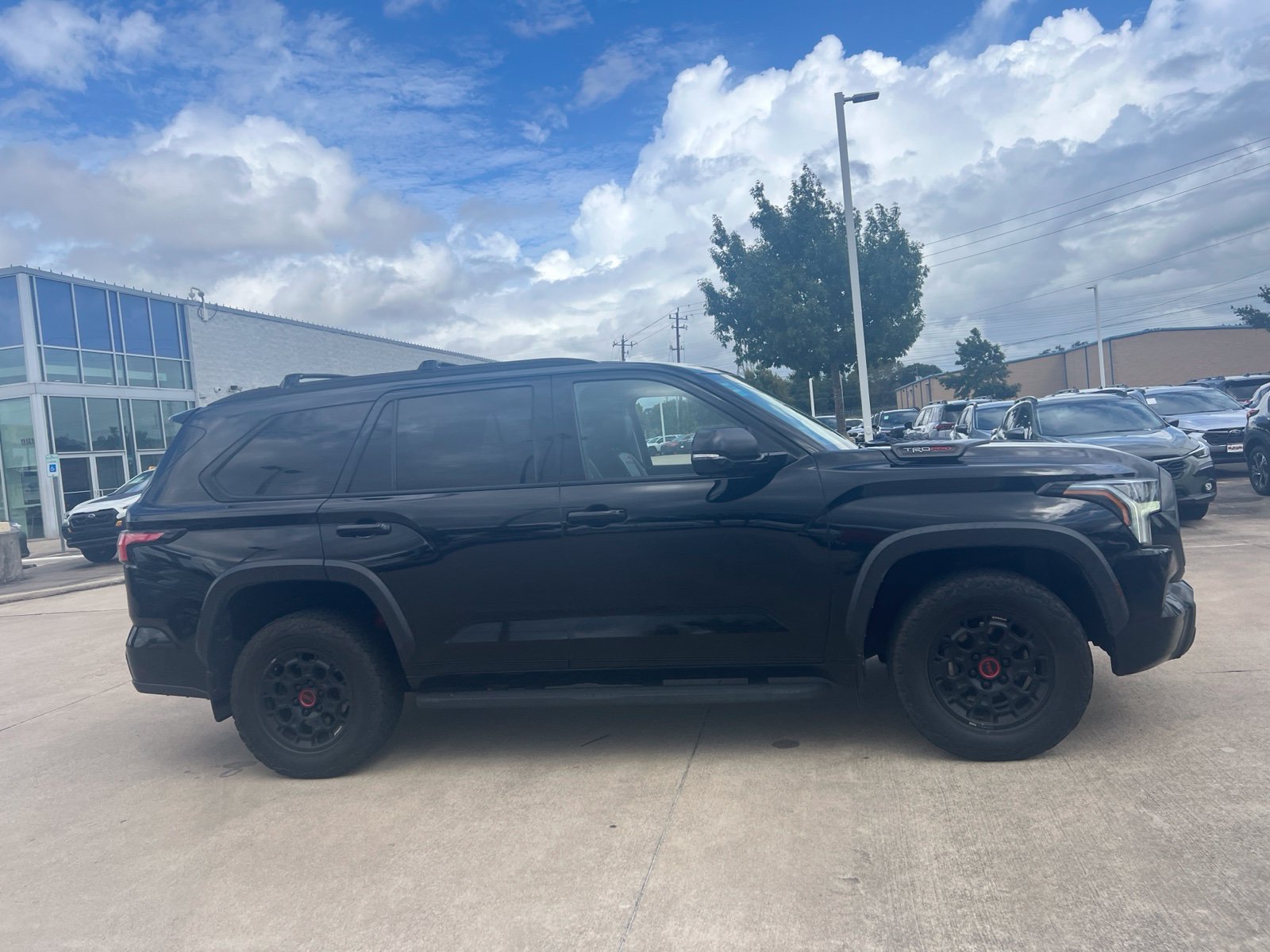 Used 2023 Toyota Sequoia TRD Pro AWD/4WD image 3