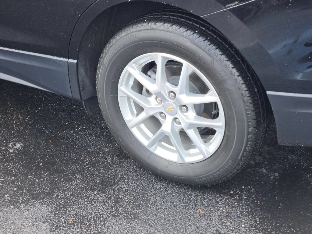 Certified 2024 Chevrolet Equinox LT AWD/4WD image 17