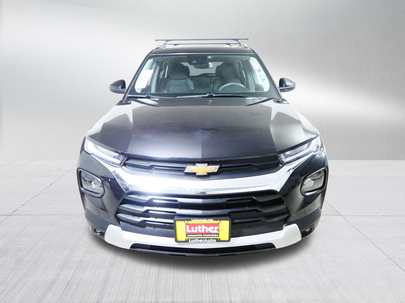 Used 2023 Chevrolet TrailBlazer LT w/ Convenience Package AWD/4WD image 2