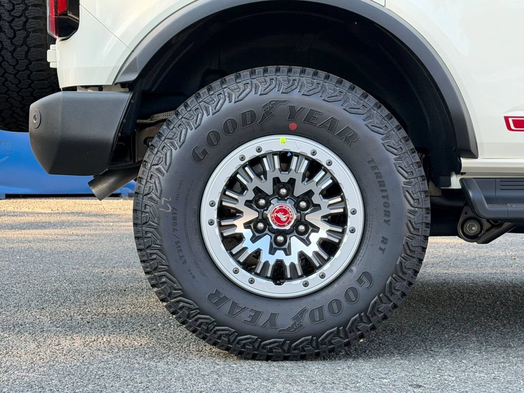 New 2026 Ford Bronco Outer Banks w/ Sasquatch Package AWD/4WD image 7