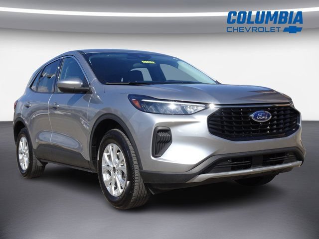 Used 2023 Ford Escape Active w/ Tech Pack #2 AWD/4WD image 8