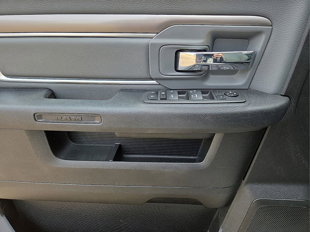 Used 2023 RAM 1500 Classic SLT w/ Electronics Group image 20