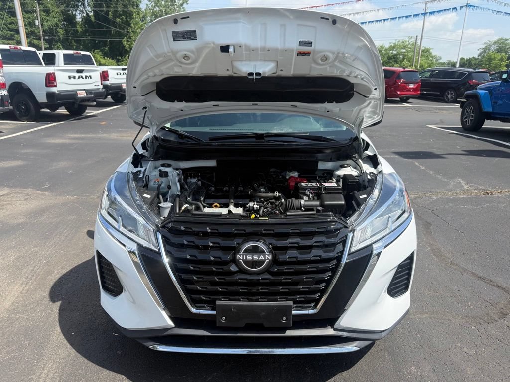 Used 2023 Nissan Kicks S FWD image 47