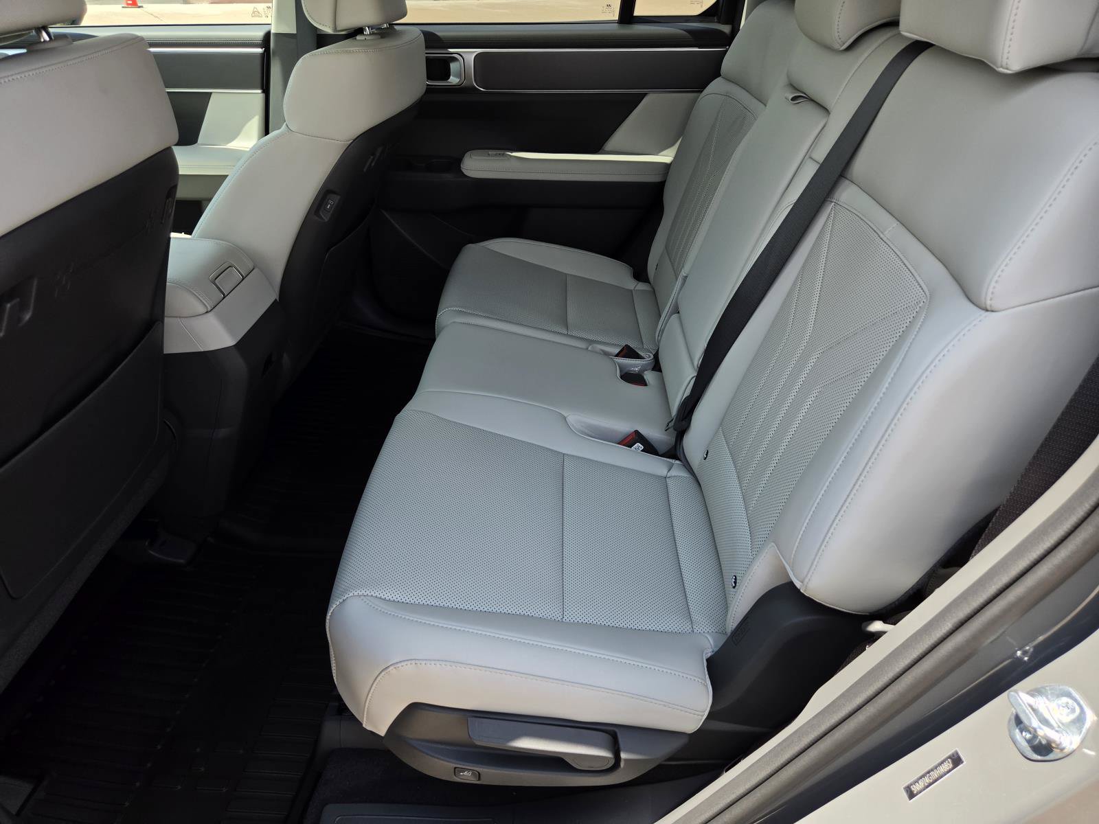 New 2027 Hyundai Santa Fe SEL FWD image 12