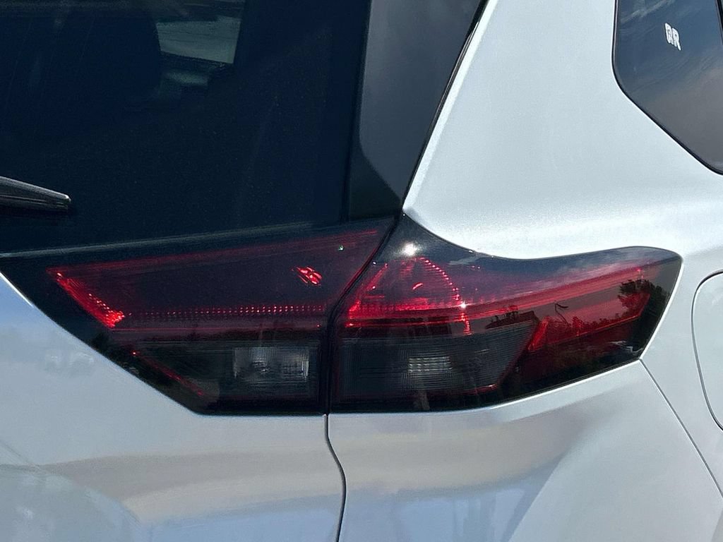 New 2026 Nissan Rogue SV AWD/4WD image 11