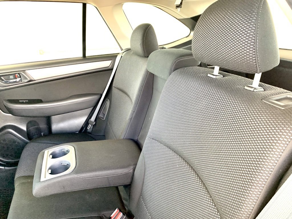 Used 2017 Subaru Outback 2.5i Premium image 13