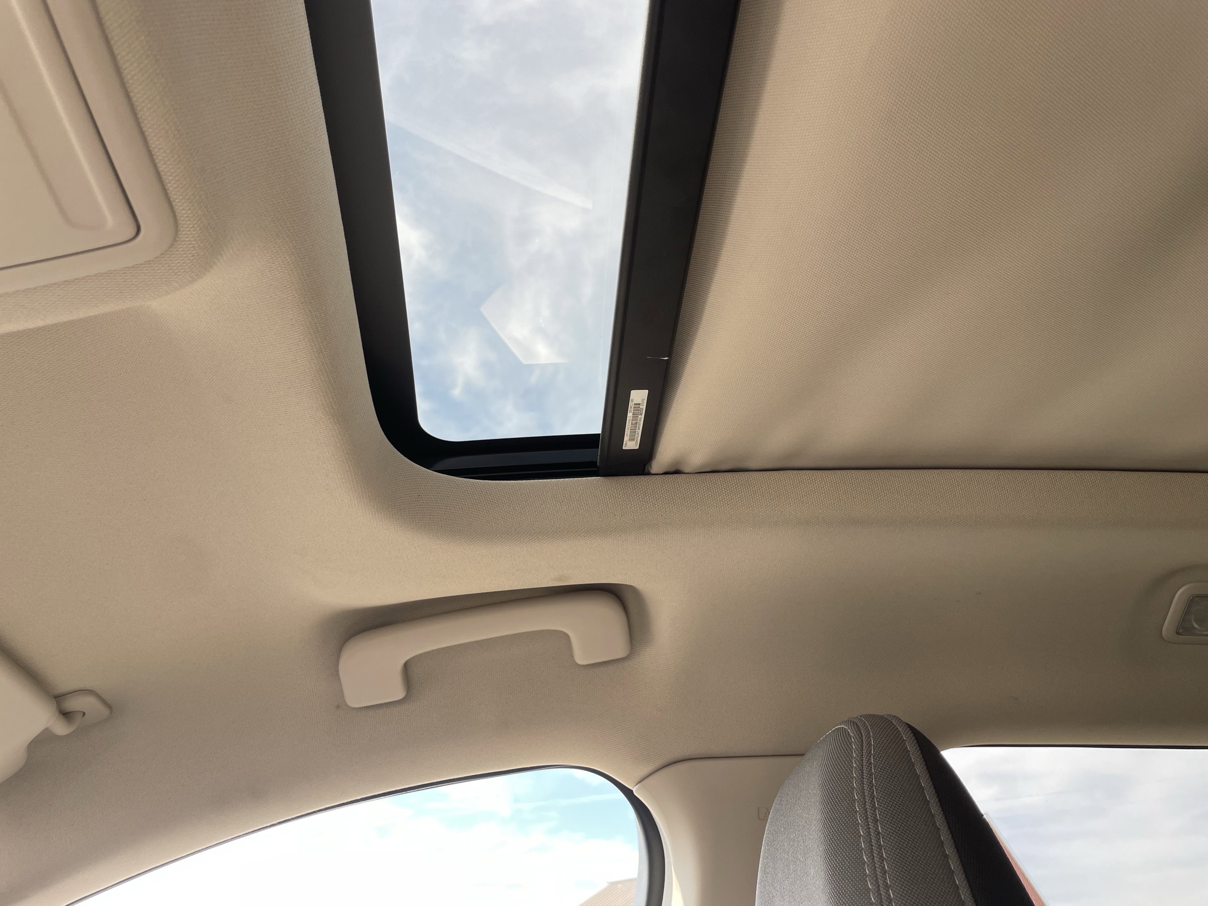 Used 2020 Ford Escape SE image 29