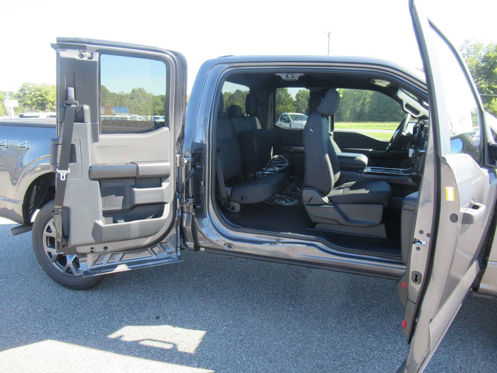 New 2026 Ford F150 STX w/ Equipment Group 200A AWD/4WD image 16