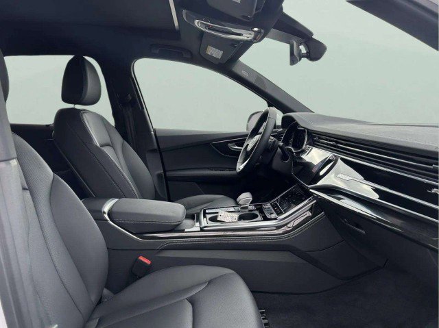 Certified 2025 Audi Q7 Premium Plus w/ Premium Plus Package image 30