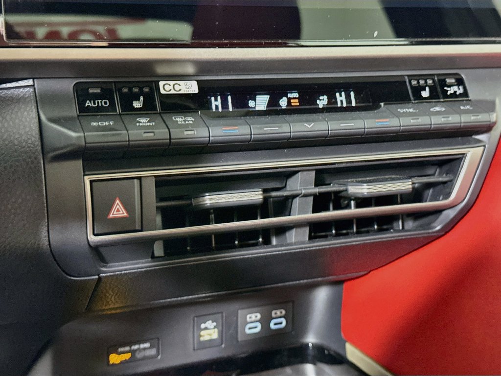 Certified 2025 Toyota Camry XSE AWD/4WD image 8