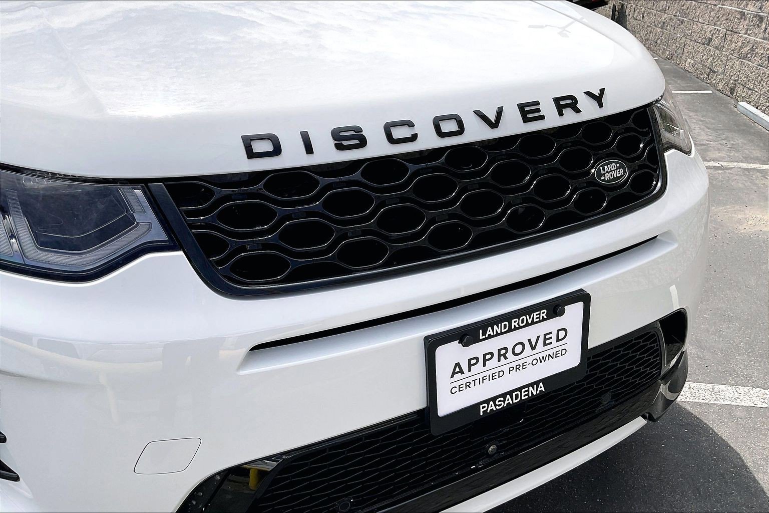 Certified 2024 Land Rover Discovery Sport Dynamic SE AWD/4WD image 30